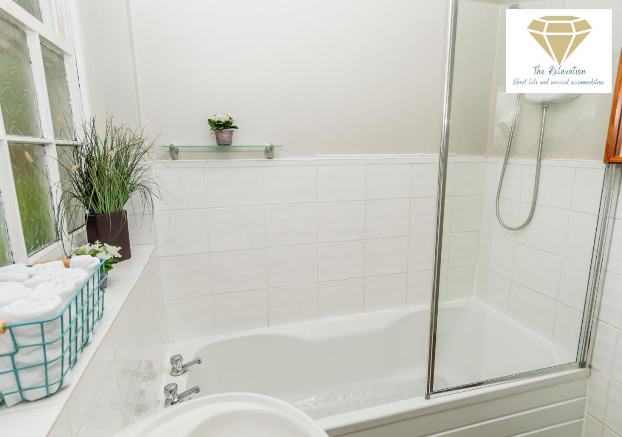 2 Bed Apartment-5 Guests - Business-Relocation-Parking - The Brighton Short Stay & Serviced Apartments Εξωτερικό φωτογραφία