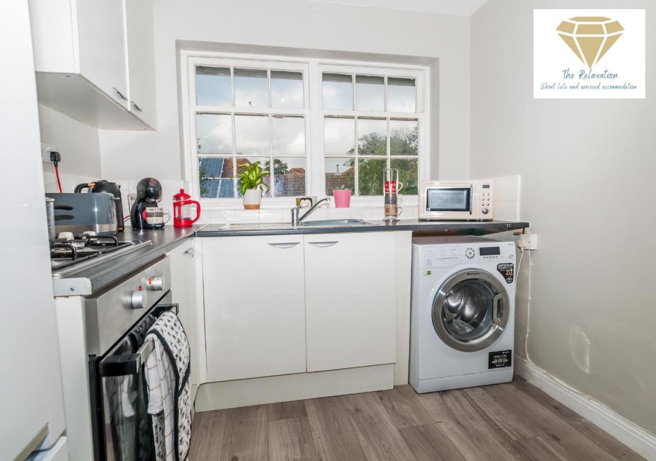 2 Bed Apartment-5 Guests - Business-Relocation-Parking - The Brighton Short Stay & Serviced Apartments Εξωτερικό φωτογραφία