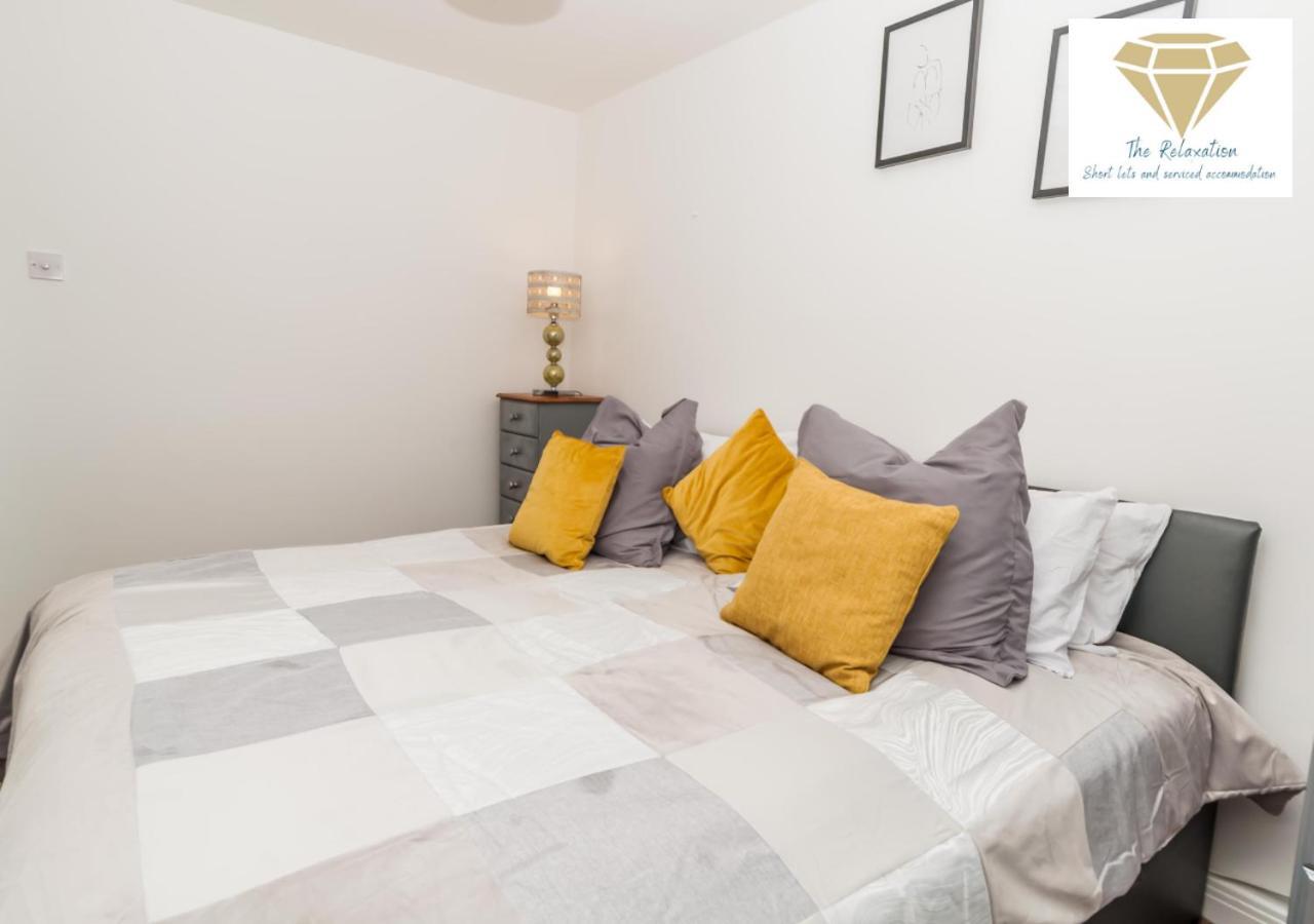 2 Bed Apartment-5 Guests - Business-Relocation-Parking - The Brighton Short Stay & Serviced Apartments Εξωτερικό φωτογραφία