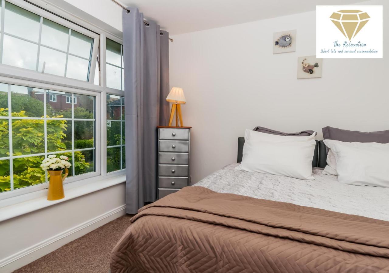 2 Bed Apartment-5 Guests - Business-Relocation-Parking - The Brighton Short Stay & Serviced Apartments Εξωτερικό φωτογραφία