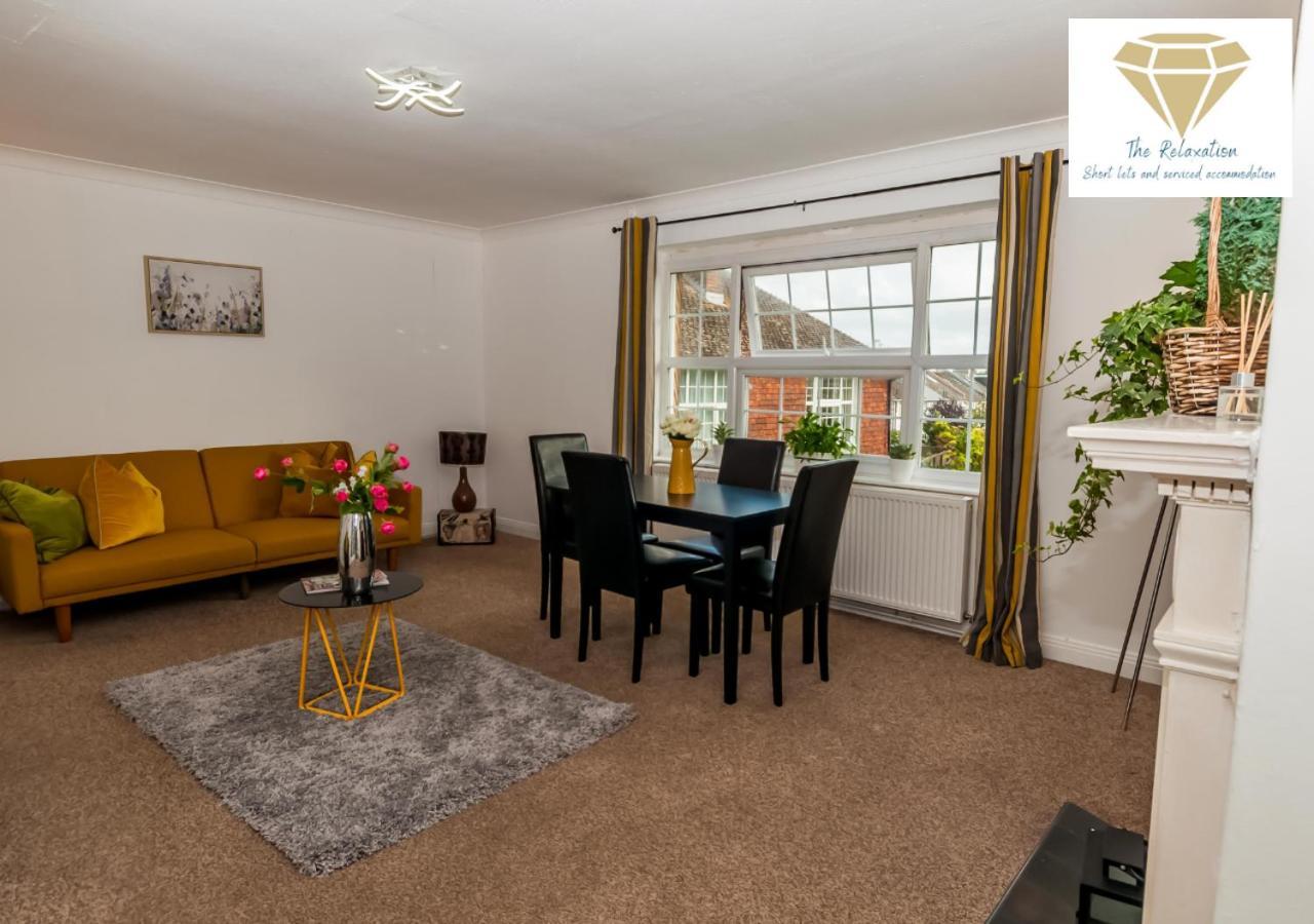2 Bed Apartment-5 Guests - Business-Relocation-Parking - The Brighton Short Stay & Serviced Apartments Εξωτερικό φωτογραφία