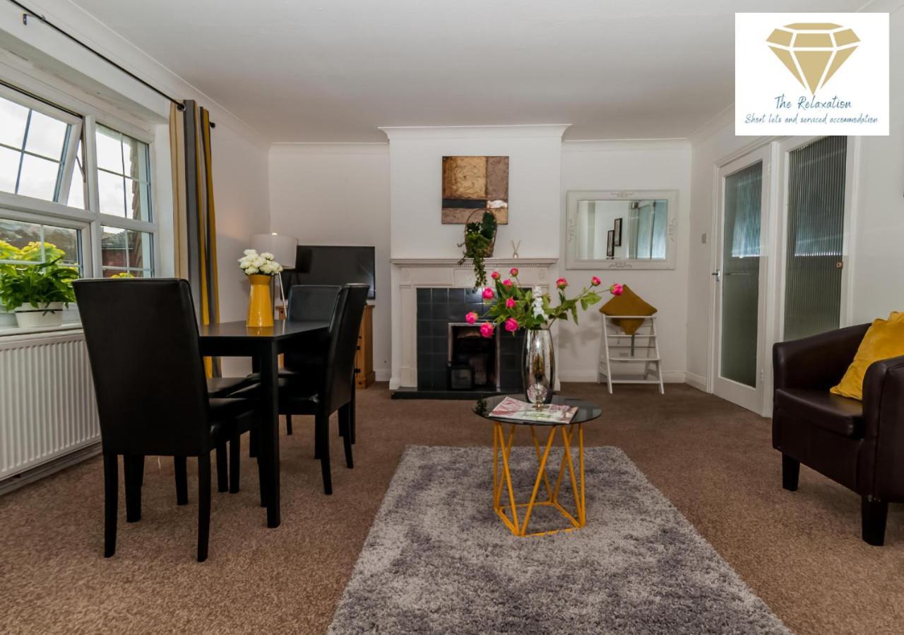 2 Bed Apartment-5 Guests - Business-Relocation-Parking - The Brighton Short Stay & Serviced Apartments Εξωτερικό φωτογραφία