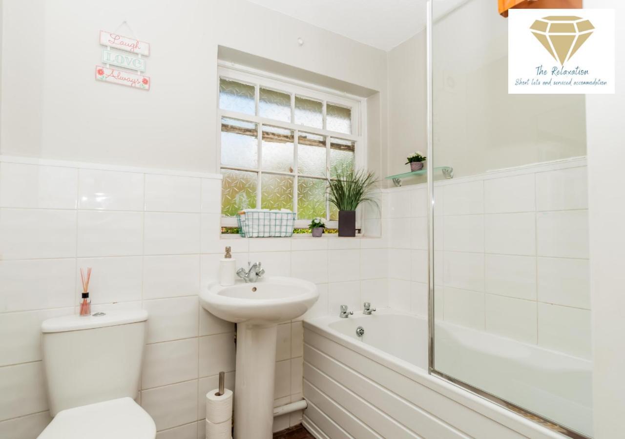 2 Bed Apartment-5 Guests - Business-Relocation-Parking - The Brighton Short Stay & Serviced Apartments Εξωτερικό φωτογραφία