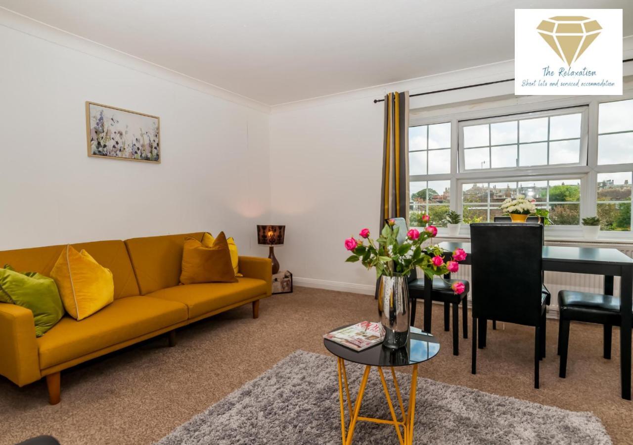 2 Bed Apartment-5 Guests - Business-Relocation-Parking - The Brighton Short Stay & Serviced Apartments Εξωτερικό φωτογραφία