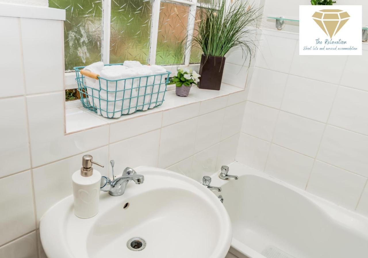 2 Bed Apartment-5 Guests - Business-Relocation-Parking - The Brighton Short Stay & Serviced Apartments Εξωτερικό φωτογραφία